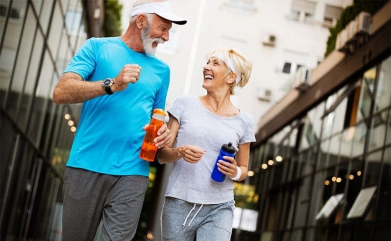 Sağlıklı ayaklar düşme riskini azaltıyor