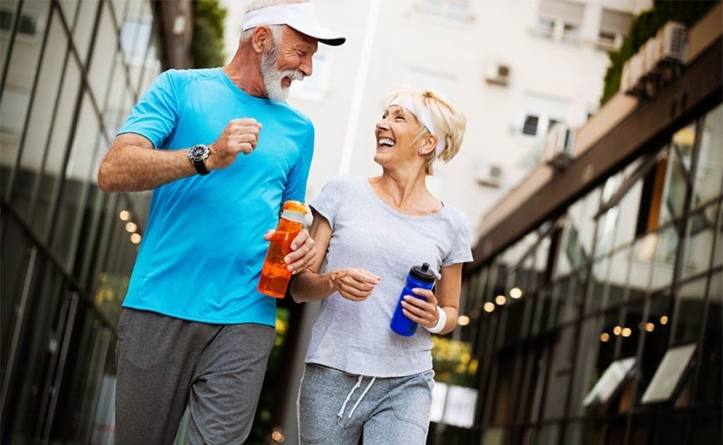 Sağlıklı ayaklar düşme riskini azaltıyor