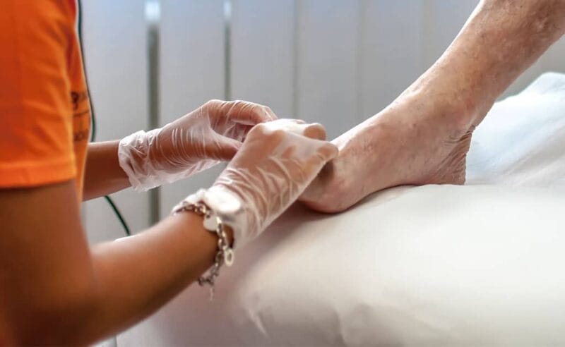 Ayakta enfeksiyon problemleri